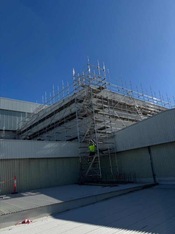 Moorebank, NSW — Factory roof replacement
