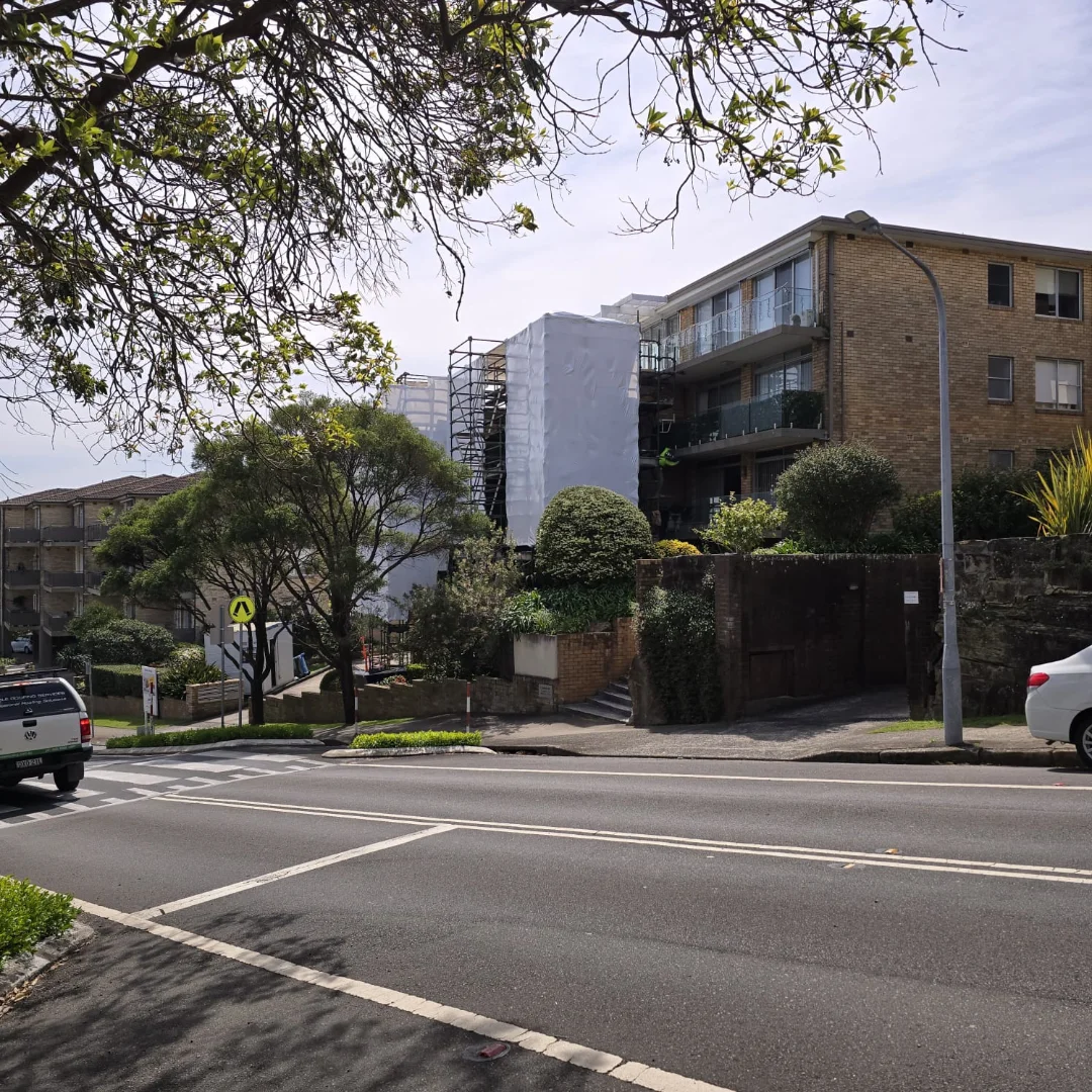 Shrink wrap encapsulation combined with a temporary roof system in Mosman, NSW
